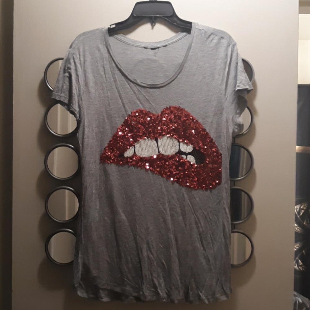 🌺SEQUINS LIP Top